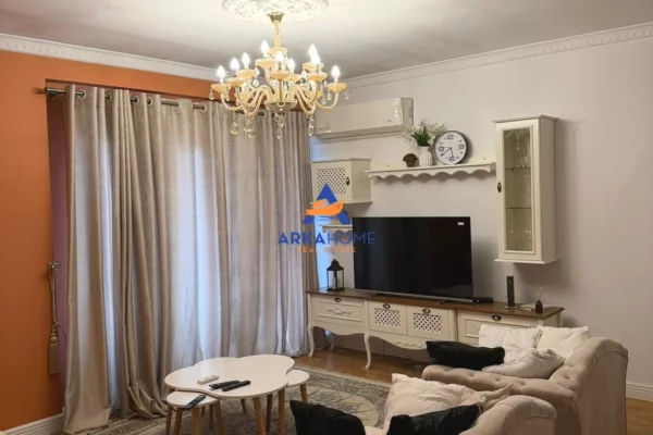 Shtepi me qera 2+1 ne Tirane - 732 Euro