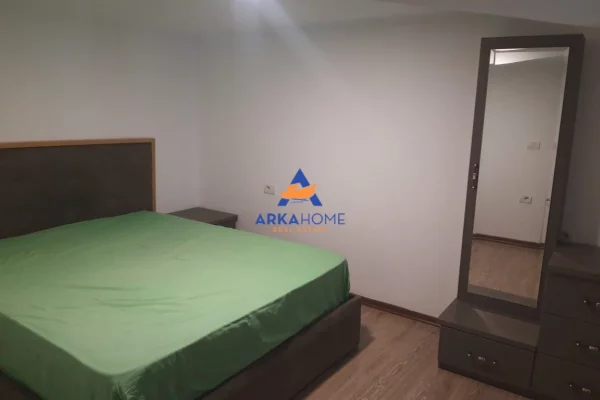 Shtepi me qera Apartament ne Tirane, 2+1, Mobilimi E mobiluar, Pagesa 470  Euro.