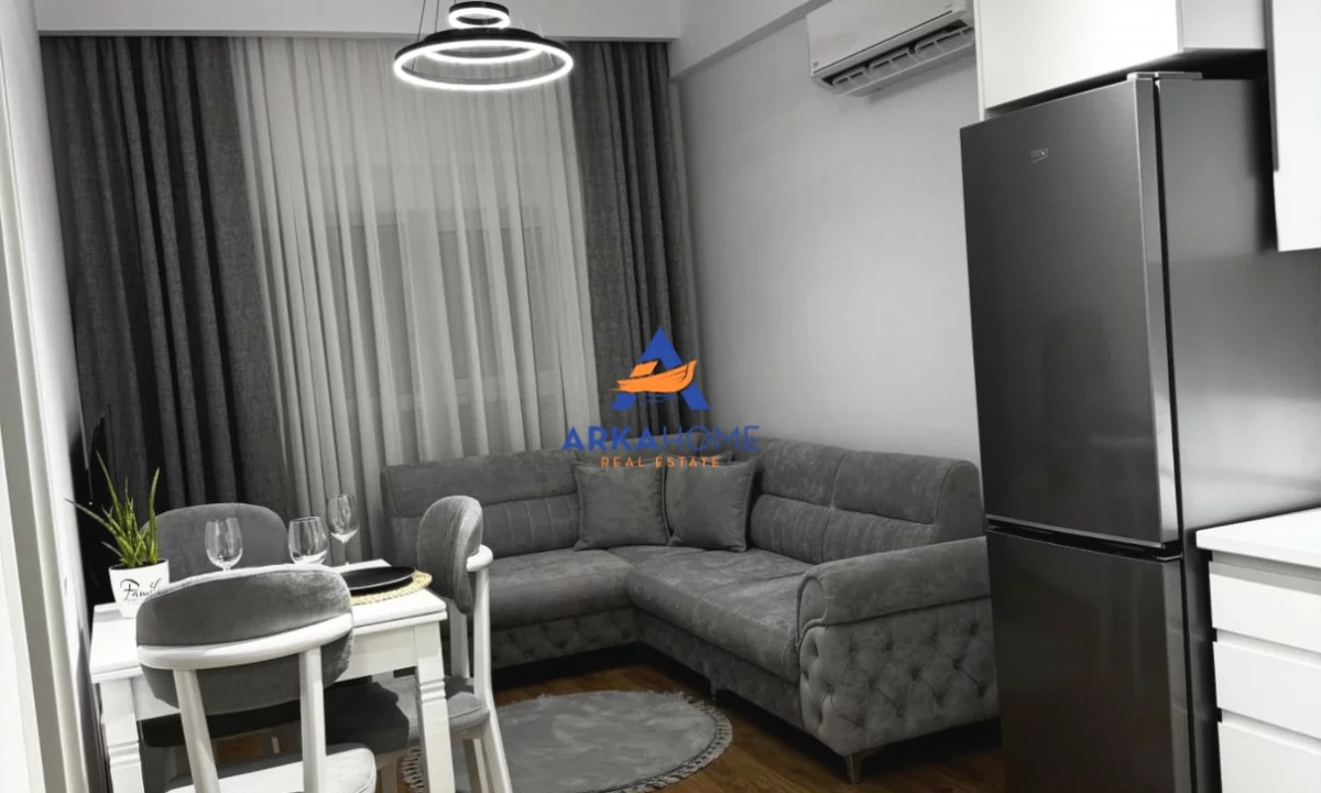 Shtepi me qera Apartament ne Tirane, 1+1, Mobilimi E mobiluar, Pagesa 470  Euro.