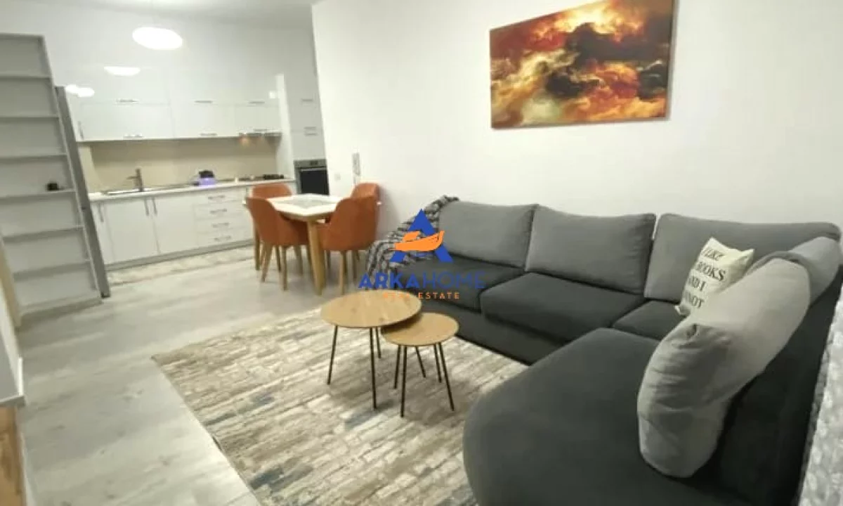 Shtepi me qera Apartament ne Tirane, 2+1, Mobilimi E mobiluar, Pagesa 750  Euro.