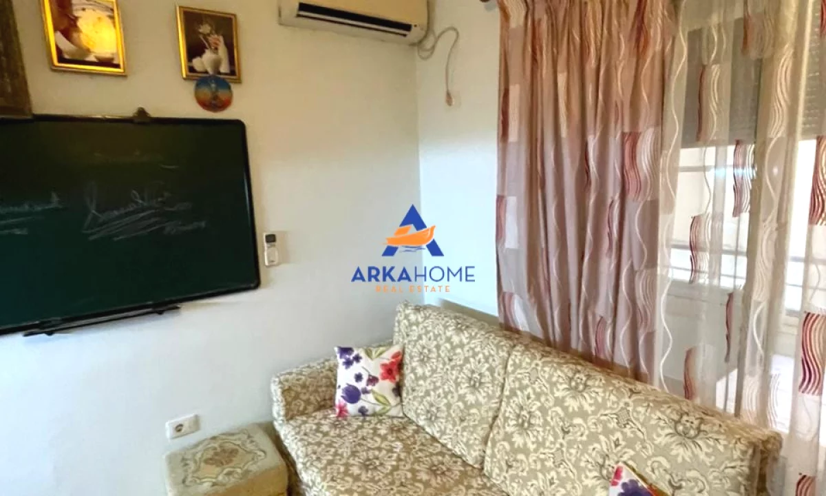 Shtepi me qera Apartament ne Tirane, 1+1, Mobilimi E mobiluar, Pagesa 313  Euro.