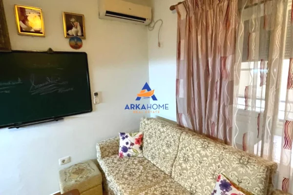 Shtepi me qera 1+1 ne Tirane - 313 Euro