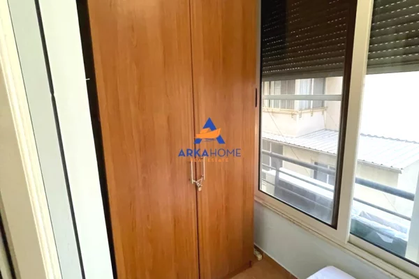 Shtepi me qera Apartament ne Tirane, 1+1, Mobilimi E mobiluar, Pagesa 313  Euro.