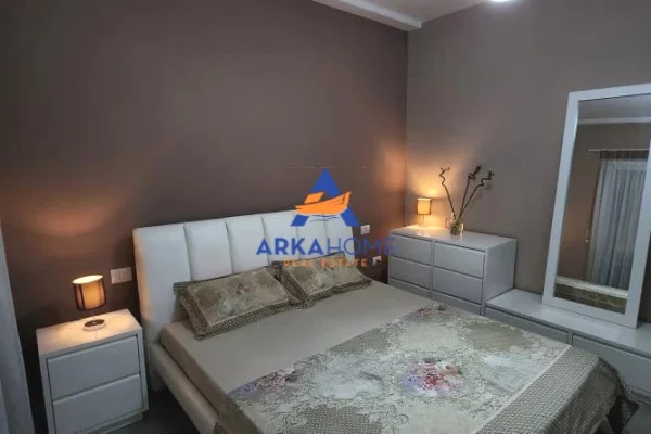 Shtepi me qera Apartament ne Tirane, 1+1, Mobilimi E mobiluar, Pagesa 850  Euro.