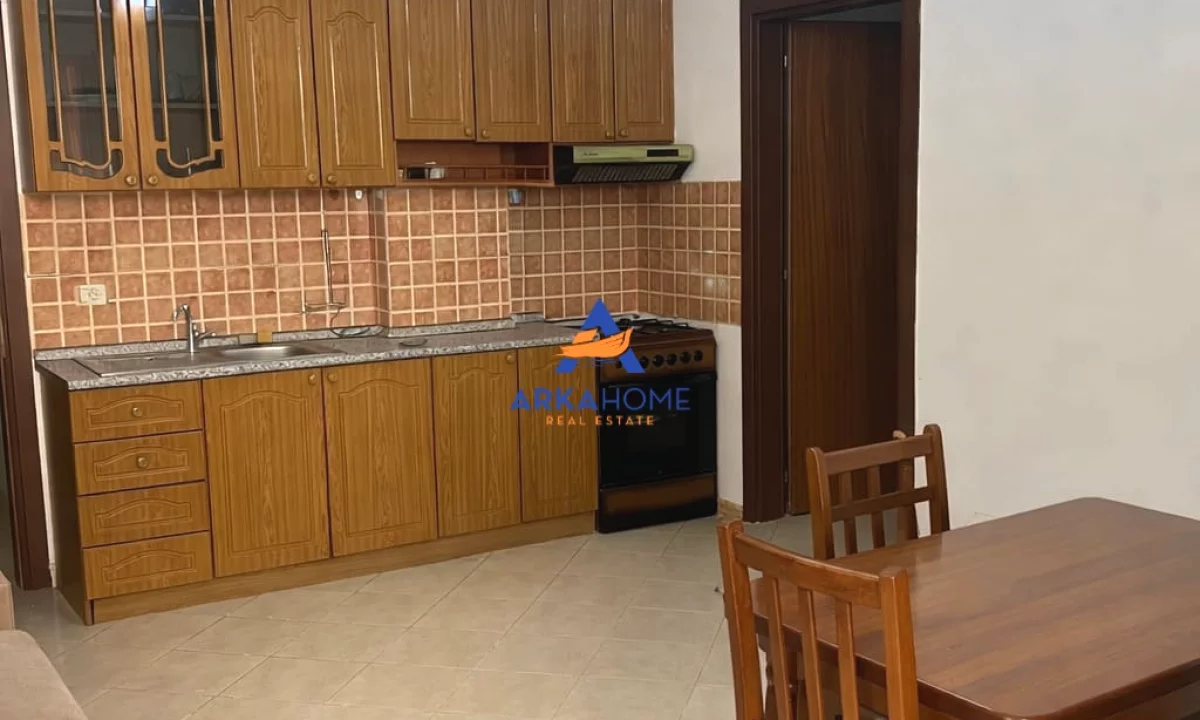 Appartamento in vendita a Durazzo 1+1, Arredato