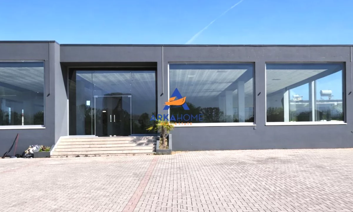 SHITET KAPANON 3000M2 "PRANE AUTOSTRADES TIRANE DURRES" 1.096.000 EURO