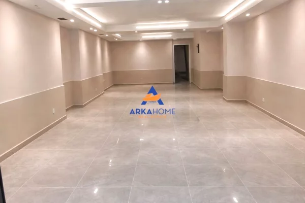 SHITET AMBIENT BIZNESI 100M2 "DURRES" 185000 EURO