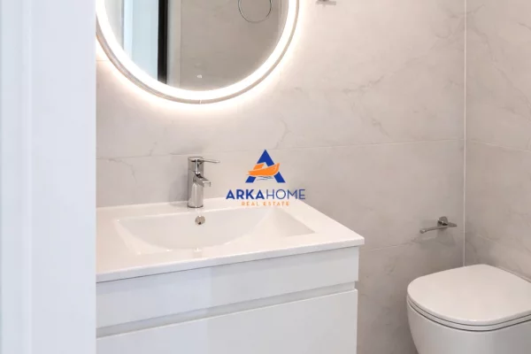 SHITET AMBIENT BIZNESI 100M2 "DURRES" 185000 EURO