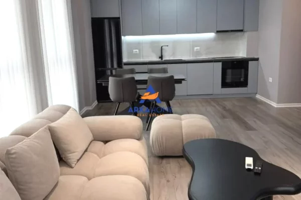 JEPET APARTAMENT ME QERA 2+1+ANEKS+BALLKON "FIORI DI BOSKO, DON BOSKO" 930 EURO