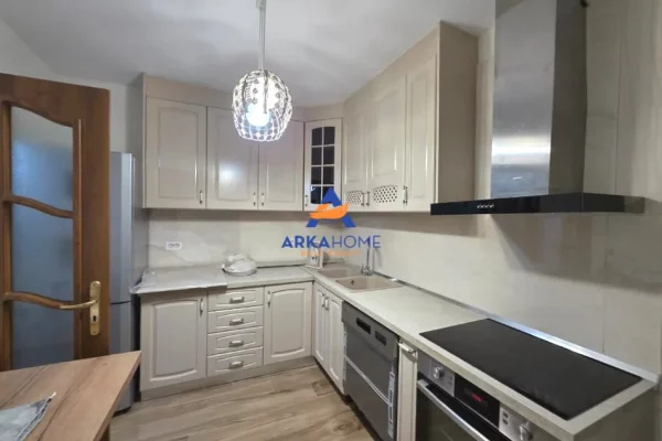 Apartment for rent in Tirana 4+1, Furnished