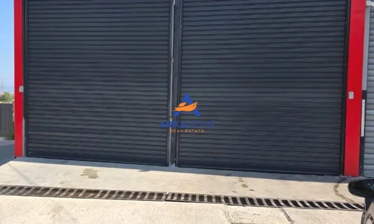 JEPET KAPANON ME QERA 110M2 