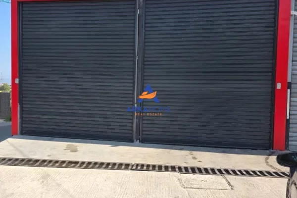 JEPET KAPANON ME QERA 110M2 