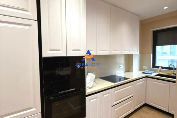 Shtepi ne shitje Apartament ne Tirane, 2+1, Mobilimi E mobiluar, Pagesa 370,000  Euro.