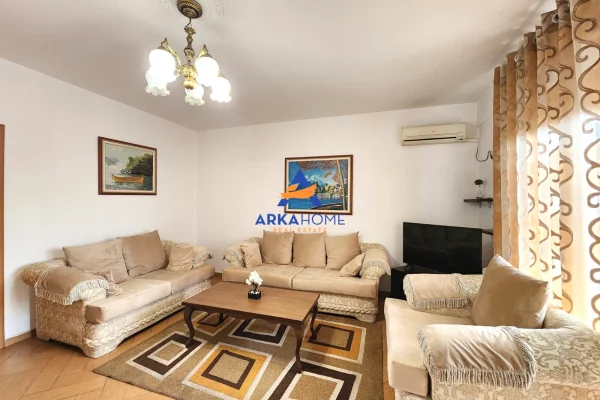 JEPET APARTAMENT ME QIRA 2+1+2 BALLKONE 