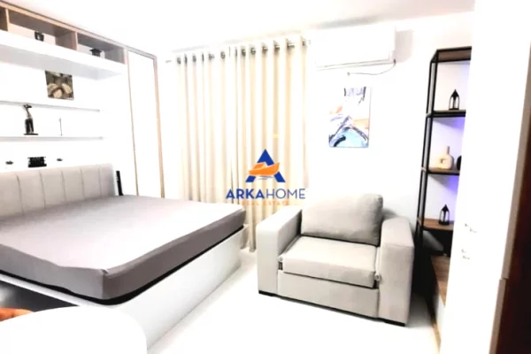 Shtepi ne shitje Apartament ne Tirane, Garsoniere, Mobilimi E mobiluar, Pagesa 88,000  Euro.