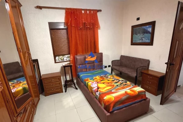 Shtepi me qera Apartament ne Tirane, Garsoniere, Mobilimi E mobiluar, Pagesa 313  Euro.