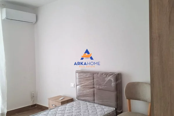 Shtepi me qera Apartament ne Tirane, 2+1, Mobilimi E mobiluar, Pagesa 522  Euro.