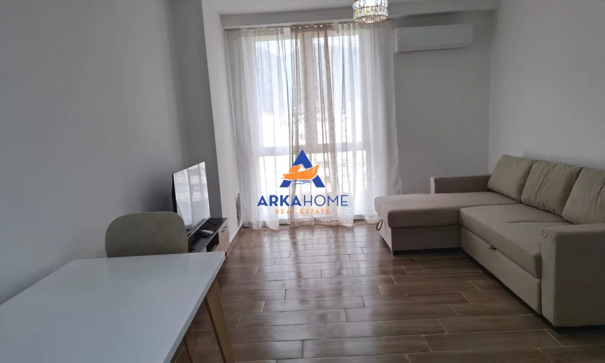 Shtepi me qera Apartament ne Tirane, 2+1, Mobilimi E mobiluar, Pagesa 522  Euro.