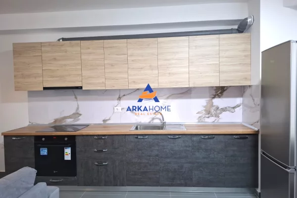 Shtepi me qera Apartament ne Tirane, 3+1, Mobilimi E mobiluar, Pagesa 679  Euro.