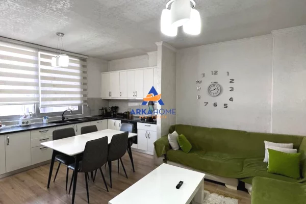 SHITET APARTAMENT 3+1+2+BALLKON 