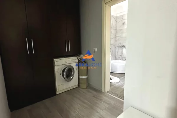 Shtepi me qera Apartament ne Tirane, Garsoniere, Mobilimi E mobiluar, Pagesa 366  Euro.