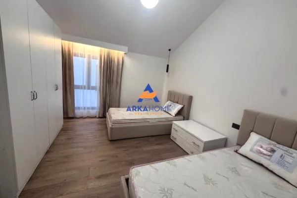 Shtepi me qera Apartament ne Tirane, 2+1, Mobilimi E mobiluar, Pagesa 1,000  Euro.