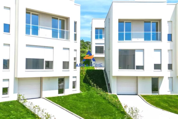 Shtepi me qera 3+1 ne Tirane - 2,612 Euro