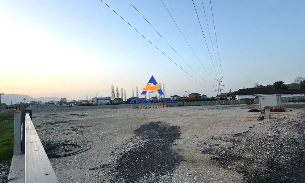 JEPET ME QERA TRUALL 5050M2 "PRANE PHOENIX RESTORANT, FUSHE-PREZE" 250.000 LEKE