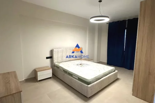 Shtepi me qera Apartament ne Tirane, 2+1, Mobilimi E mobiluar, Pagesa 783  Euro.