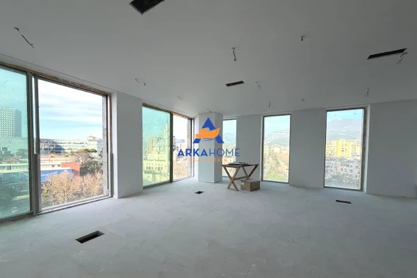 Ambient biznesi ne shitje 1+1 ne Tirane - 575,000 Euro