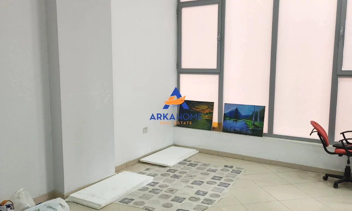 SHITET AMBIENT 57M2 "TE ISH BAR ICON, PALLATI KLENSI , ASTIR" 120.000 EURO