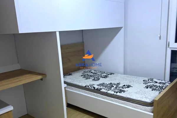 Shtepi me qera Apartament ne Tirane, 2+1, Mobilimi E mobiluar, Pagesa 679  Euro.