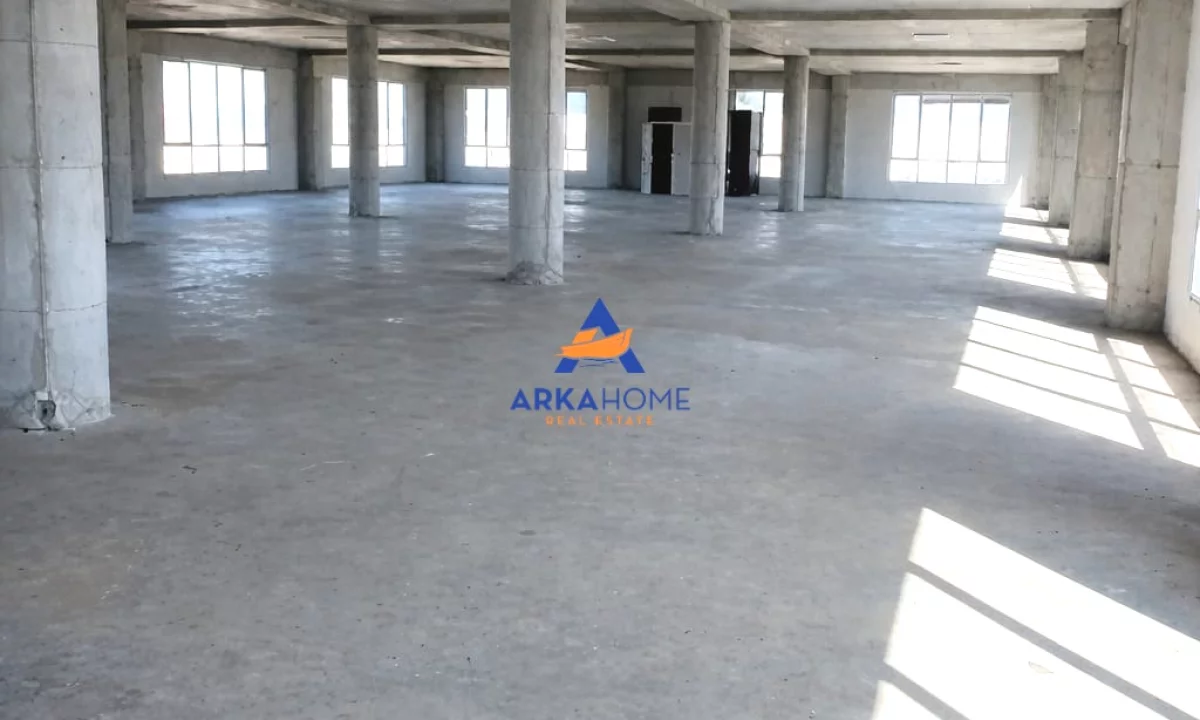 JEPET ME QERA AMBJENT MULTIFUNKSIONAL 800M2 