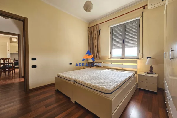 Shtepi me qera Apartament ne Tirane, 1+1, Mobilimi E mobiluar, Pagesa 700  Euro.