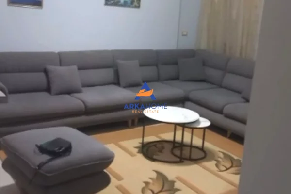 Shtepi me qera 1+1 ne Tirane - 400 Euro