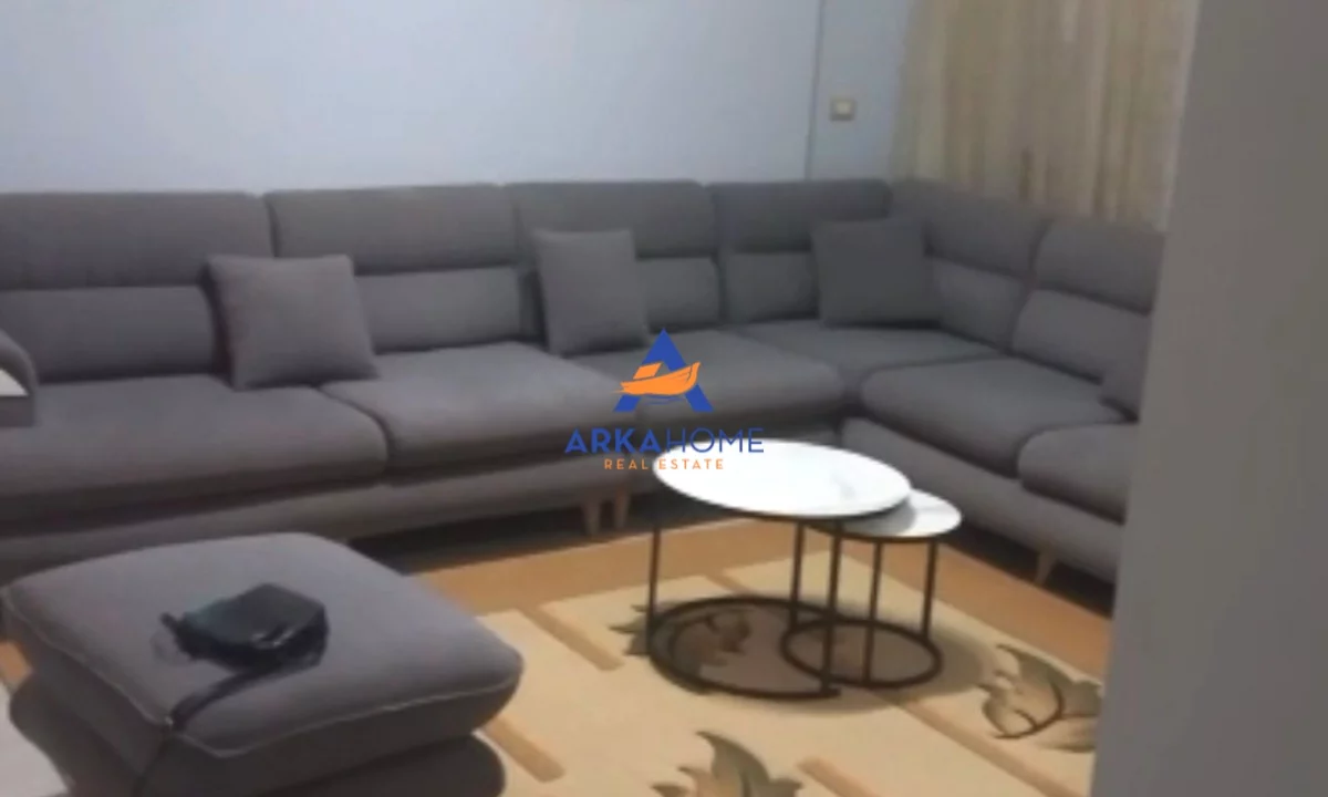 Shtepi me qera Apartament ne Tirane, 1+1, Mobilimi E mobiluar, Pagesa 400  Euro.