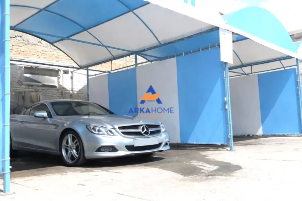 Ambiente Commerciale in Affitto 1+1 a Tirana - 1,400 Euro