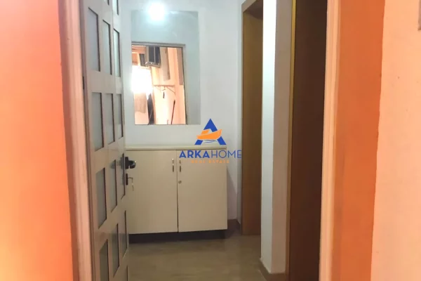 Shtepi me qera Apartament ne Tirane, 1+1, Mobilimi E mobiluar, Pagesa 365  Euro.