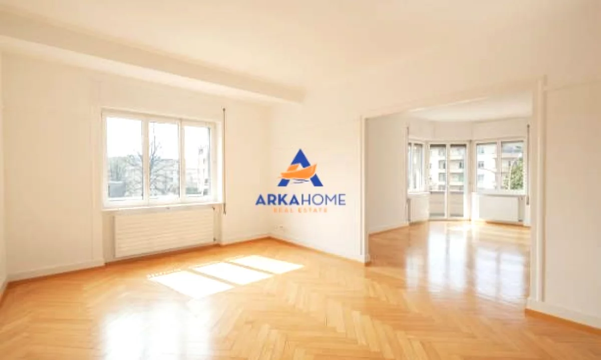 Shtepi me qera Apartament ne Tirane, 2+1, Mobilimi Bosh, pa mobiluar, Pagesa 470  Euro.