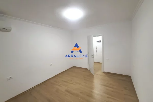 Apartment for rent in Tirana 2+1, Emty