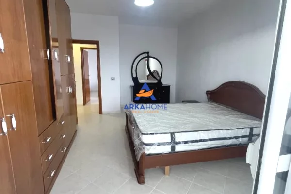 Shtepi me qera Apartament ne Tirane, 2+1, Mobilimi E mobiluar, Pagesa 600  Euro.