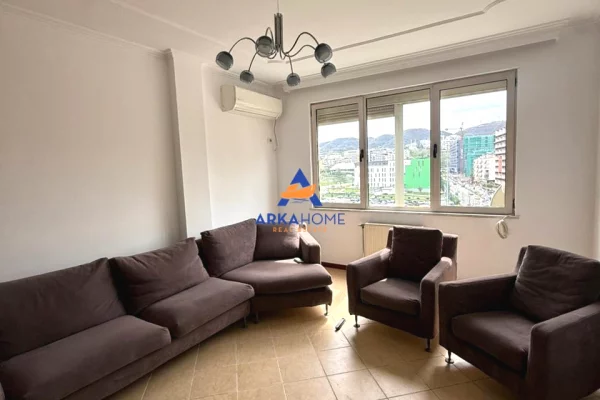 Ambient biznesi me qera 1+1 ne Tirane - 1,100 Euro