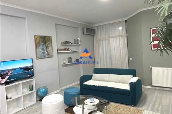 Shtepi me qera Apartament ne Tirane, 1+1, Mobilimi E mobiluar, Pagesa 650  Euro.