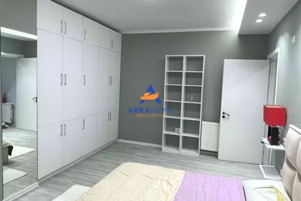 Shtepi me qera Apartament ne Tirane, 1+1, Mobilimi E mobiluar, Pagesa 650  Euro.