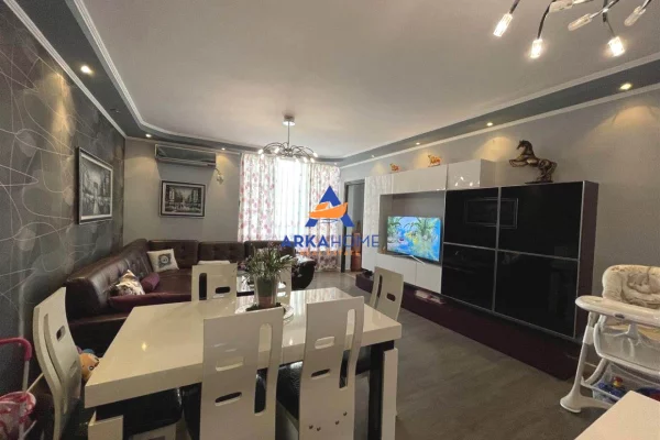 Apartment for sale in Tirana 2+1, Furnished