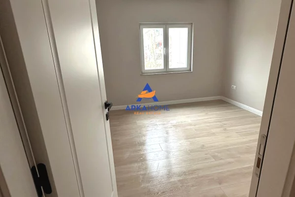 House for Rent 3+1 in Tirana - 850 Euro