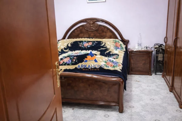 Shtepi me qera Apartament ne Tirane, 3+1, Mobilimi E mobiluar, Pagesa 1,044  Euro.