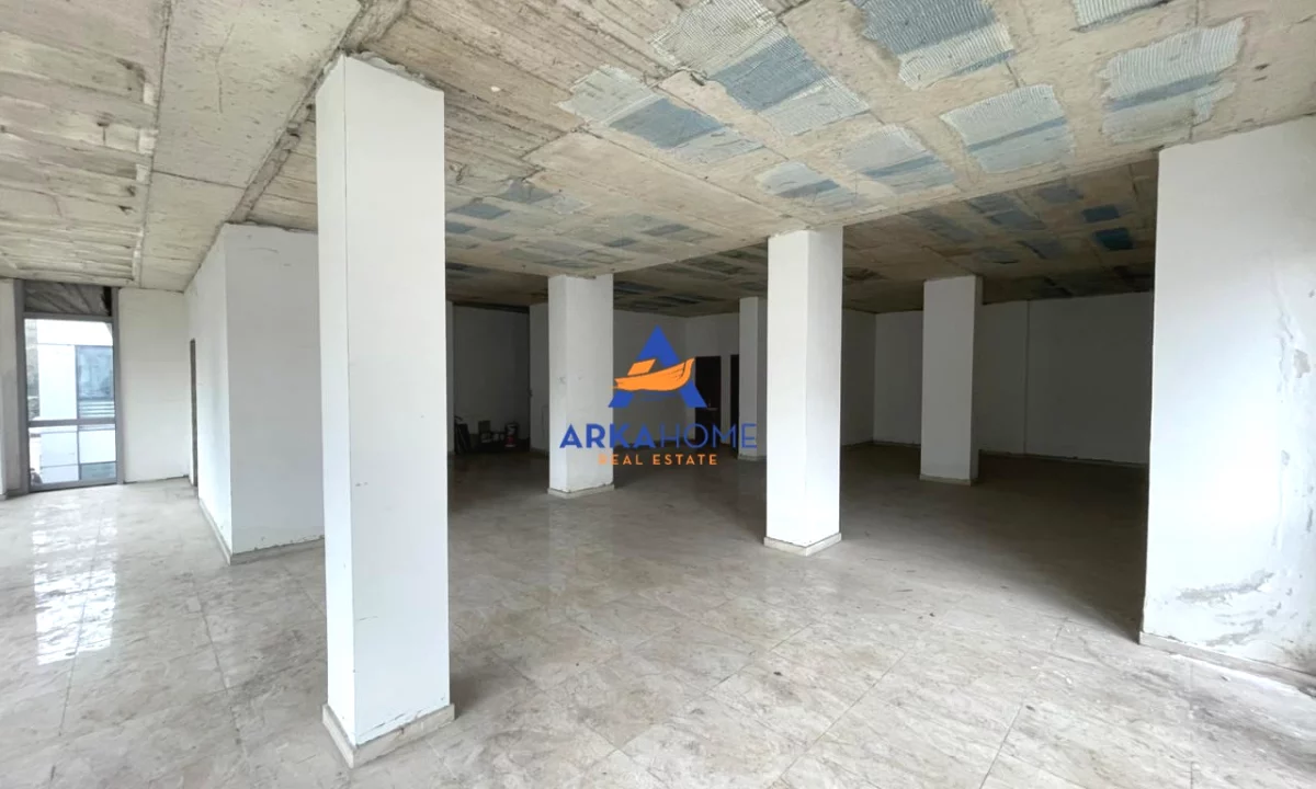 JEPET AMBJENT PER ZYRA 230M2 "BLLOK, AFER ME SKY TOWER" 5500 EURO