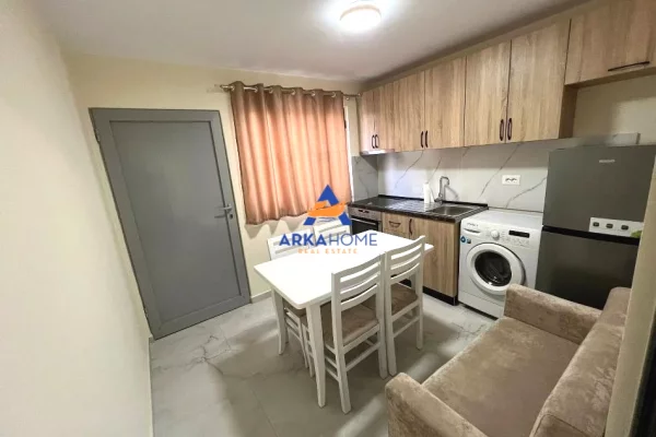 Casa in affitto 1+1 a Tirana - 400 Euro