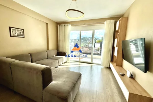 Shtepi ne shitje 2+1 ne Tirane - 278,000 Euro